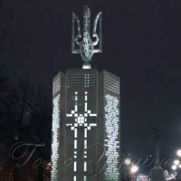 Світло ллється крізь щити